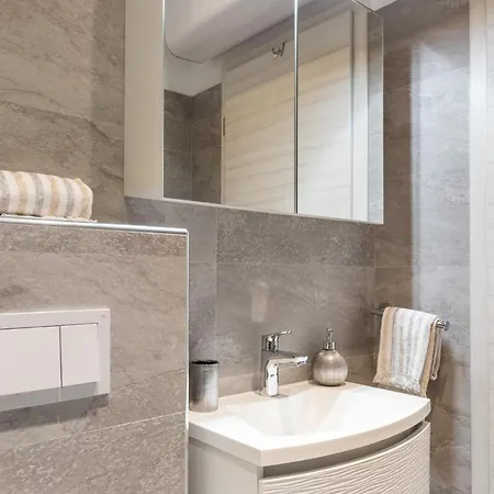 Apartament Pearl Of Split, With Terrace For 4 Split
