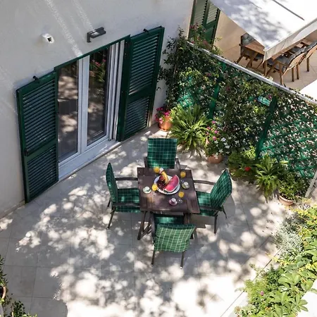 Apartment Pearl Of Split, With Terrace For 4 Split