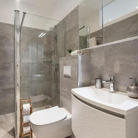 Pearl Of Split, With Terrace For 4 * Σπλιτ