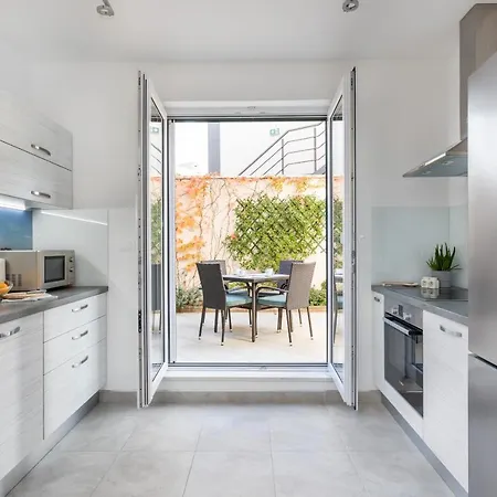 Pearl Of Split, With Terrace For 4 Διαμέρισμα